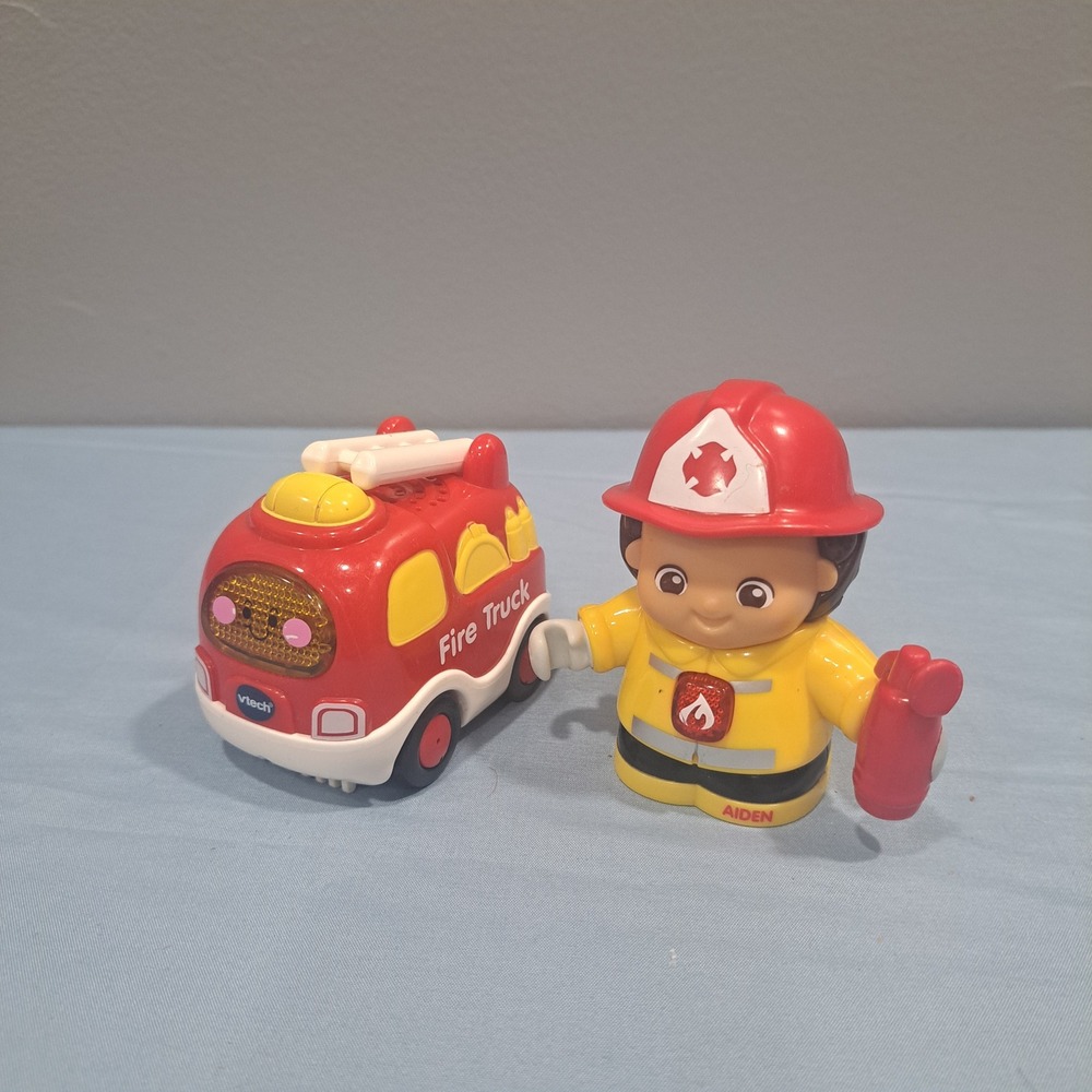 VTech Go! Go! Smart Wheels Fire Truck and Aiden Fireman Set Interactive Toy Fun